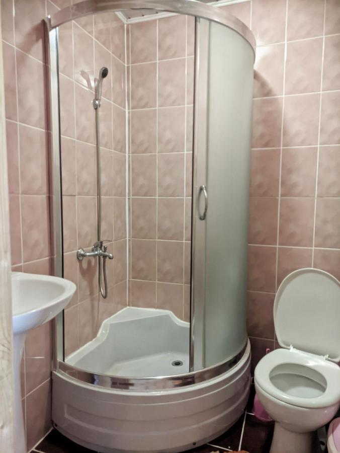 Hotel Privat - Kotej Zarinok Mykulychyn Esterno foto